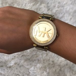 MICHAEL KORS gold watch! ✨✨✨✨